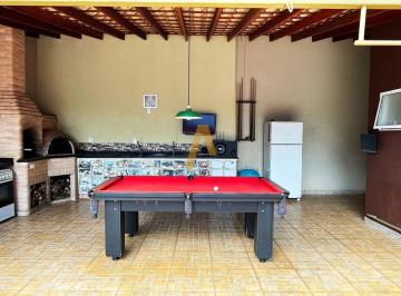 Casa de 3 quartos, Ribeirão Preto · Casa para venda em Jardim Anhangüera de 225.00m² com 3 Quartos, 1 Suite e 6 Garagens
