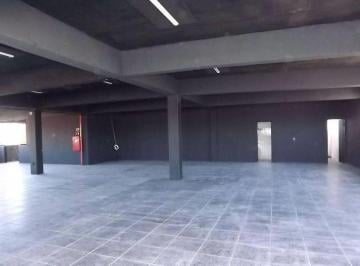 Comercial · 388m² · Sala Comercial para alugar em Jardim Santa Mena de 388.00m²