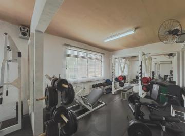 Casa · 86m² · 3 Quartos · 4 Vagas · Casa térrea de 250m² no miolo do Bairro Tristeza na Zona Sul