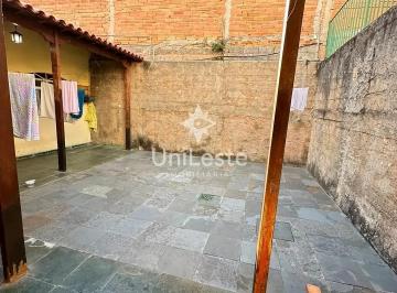 Casa en Venda de 2 quartos Ouro Minas · Casa para venda em Ouro Minas de 360.00m² com 2 Quartos e 2 Garagens