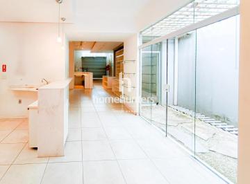 Casa de 1 quarto, Campinas · Casa para alugar em Cambuí de 180.00m² com 1 Quarto e 3 Garagens