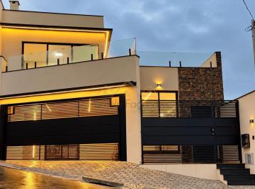 Casa · 154m² · 3 Quartos · 2 Vagas · Sobrado à Venda no Condomínio Villa Verde Bragança com Vista e Ampla Área
