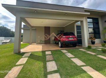 Casa · 164m² · 3 Quartos · 2 Vagas · Casa térrea Condominio Fechado 3 dormitorios sendo 1 suite, piscina e quintal - Tuiuti/SP