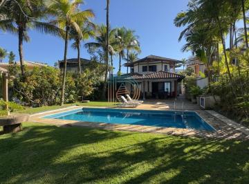 Foto 01 · Casa de alto padrão para locação em Camburi, São Sebastião-SP: 4 quartos, 4 suítes, 2 salas, 4 banhe