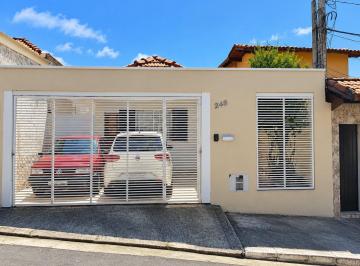 Casa · 95m² · 2 Quartos · 2 Vagas · CASA EM TERRENO AMPLO E BEM LOCALIZAÇÃO * AGENDE SUA VISITA.