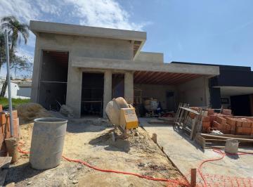 Casa · 302m² · 3 Quartos · 4 Vagas · Casa a venda, 3 suites no Condominio Campos do Conde - Sorocaba, SP