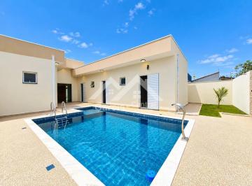Casa · 300m² · 3 Quartos · 4 Vagas · Casa com piscina em Peruíbe