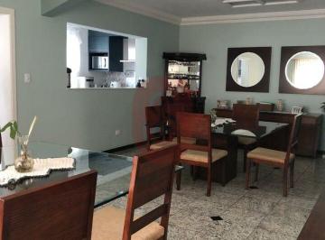 Casa · 329m² · 4 Quartos · 6 Vagas · Sobrado na Penha de 329 m².