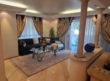 Apartamento · 245m² · 4 Quartos · 3 Vagas · Apartmento com 4 suites, 3 vagas paralelas, mobiliado