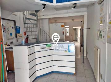 Comercial · 130m² · Salão comercial à venda com 130 m² em Alto de Pinheiros, São Paulo