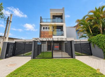 Casa · 170m² · 3 Quartos · 3 Vagas · Sobrado de Alto Padrão no Fanny — Excelente Oportunidade!
