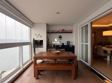 Apartamento · 132m² · 3 Quartos · 2 Vagas · Apartamento à venda no Ponta da Praia em Santos.