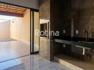 Casa · 120m² · 3 Quartos · 2 Vagas · Casa à venda no Jardim Ipanema, em Uberlândia, com 3 quartos e varanda gourmet
