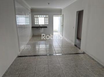 Casa · 223m² · 4 Quartos · Casa residencial à venda no Jardim Europa, Uberlândia – 4 quartos e 223 m²