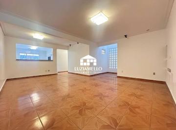Sala · QE 40 CONJ. "D" - GUARÁ II - Oportunidade: Espaçoso apartamento de dois quartos, sendo um suíte, em