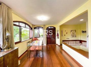 707c5ee4b9c531aca8a94486a670b5a53ff068ad · Casa com 3 dormitórios à venda, 203 m² por R$ 780.000,00 - Albuquerque - Teresópolis/RJ