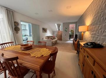 Casa · 250m² · 3 Quartos · 4 Vagas · CASA EM CONDOMINIO COM 3 QUARTOS 1 SUITE - GRANJA OLGA 2