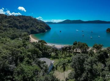Casa · 270m² · 4 Quartos · Casa com 4 suítes, Praia do Flamengo,Ubatuba-R$ 11 mi,Cod:2919