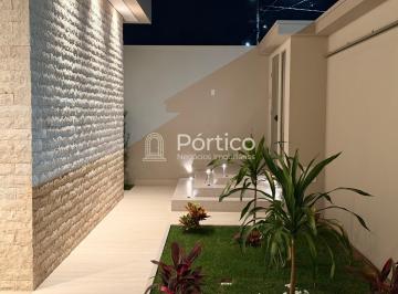 Casa · 260m² · 3 Quartos · 4 Vagas · Casa à venda no bairro Martim Gallego - Patrocínio/MG