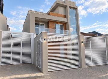 Casa · 212m² · 4 Quartos · 2 Vagas · Sobrado em Fazendinha, Curitiba/PR de 212m² 4 quartos à venda por R$ 1.600.000,00