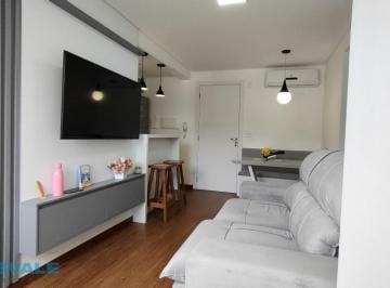 Apartamento · 109m² · 2 Quartos · 2 Vagas · Mobiliado com 2 dormitórios no bairro Água Verde