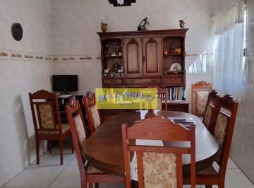 Casa de 1 quarto, Jundiaí · Casa para venda em Jardim São Vicente de 180.00m² com 1 Quarto