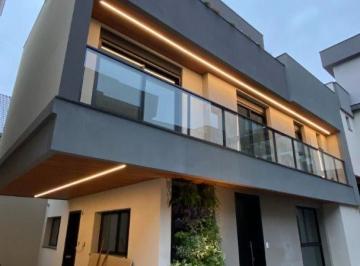 Casa · 223m² · 3 Quartos · 2 Vagas · Sobrado para venda em Campina Do Siqueira de 223.00m² com 3 Quartos, 3 Suites e 2 Garagens
