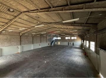 Comercial · 1130m² · 4 Vagas · Galpão / Depósito / Armazém para alugar em Ribeirão Dos Porcos de 1130.00m² com 4 Garagens
