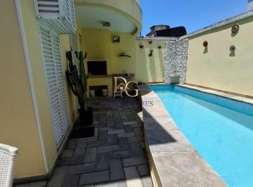 Casa · 215m² · 3 Quartos · Sobrado para venda em Vila Mathias de 215.00m² com 3 Quartos e 1 Suite