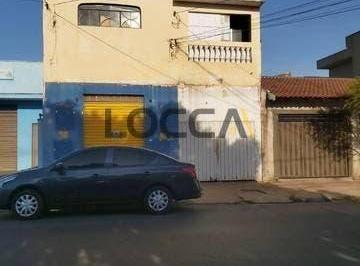 Casa · 230m² · 3 Quartos · 1 Vaga · Casa para venda em Parque Dos Flamboyans de 230.00m² com 3 Quartos e 1 Garagem