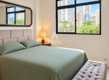 hjjbwti2ywq3zdc3ntazmtjl_md · Sala Living Mobiliada com 1 Quarto e Vaga na Aparecida, Santos – 45 m²
