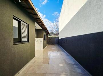 Casa de 3 quartos, São José dos Campos · Casa - Residencial Portal dos Pássaros - 3 Dormitórios - 131m²