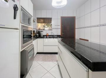 krme155tuzf1771036267036.jpg · Sobrado com Arquitetura Moderna e Privacidade no Ariribá | Balneário Camboriú