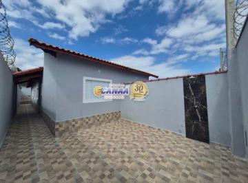 Casa de 3 quartos, Mongaguá · Casa na Praia de Mongaguá com Piscina e Churrasqueira. Pronta para Morar