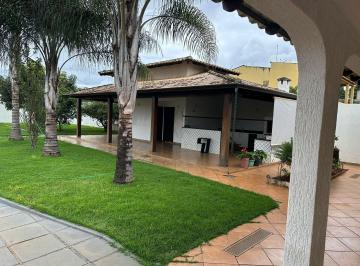 Casa · 200m² · 3 Quartos · 3 Vagas · Casa à Venda em Incra 8 (Brazlândia) com 3 Quartos e 3 Vagas