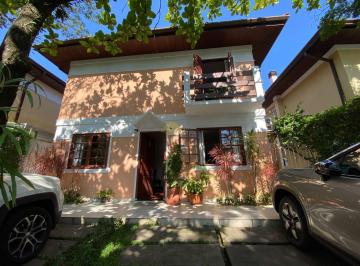 Casa · 300m² · 4 Quartos · 4 Vagas · Sobrado em condomínio à venda na Vila Panamericana – 2 Suítes e 4 Vagas