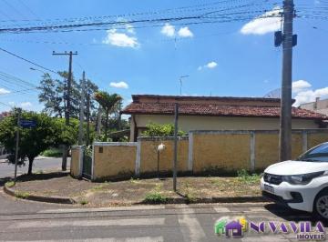 Foto 01 · Imperdível! Casa à venda em Jaguariúna-SP, Centro - 3 quartos, 1 suíte, 1 sala, 2 banheiros, 1 vaga 