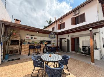 Quinta do Beloura - Quintal · Casa de Alto Padrão no Condomínio Quinta da Beloura, Granja Viana - 3 Quartos, 1 Suíte, 2 Vagas - 15