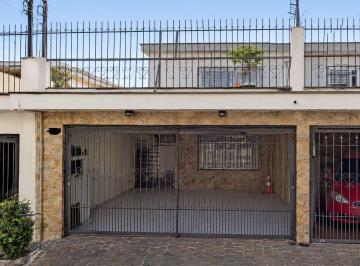 Casa · 180m² · 3 Quartos · 2 Vagas · **SOBRADO COM EXCELENTE LOCALIZAÇÃO** AGENDE SUA VISITA.