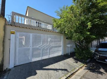 Casa · 269m² · 4 Quartos · 3 Vagas · Sobrado à venda na Vila Amorim | 4 dormitórios (1 suíte com Closet) | Área Gourmet Coberta | Ótima L