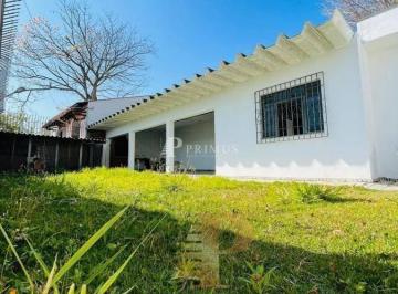 Casa · 246m² · 3 Quartos · 4 Vagas · Casa para Locação em Mogi das Cruzes / SP no bairro Vila Lavinia