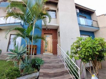 Casa · 198m² · 3 Quartos · 3 Vagas · Sobrado com 3 quartos