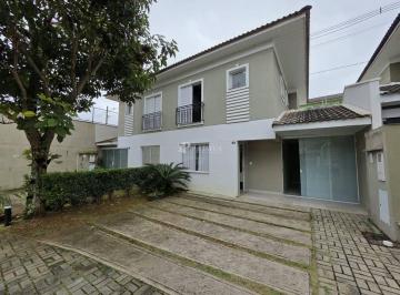 Casa · 84m² · 3 Quartos · Casa com 3 Dormitórios sendo 1 Suíte | Condomínio Vitória Park | Área Gourmet | Armários Planejado
