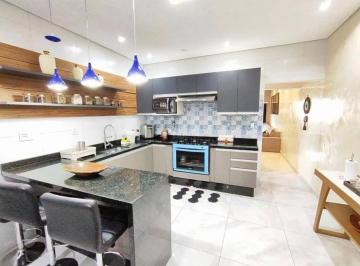 Casa · 125m² · 3 Quartos · 1 Vaga · Sobrado com 3 quartos, Vila Lavínia - Mogi das Cruzes