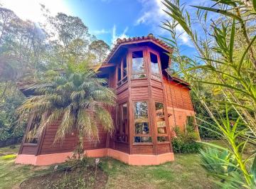 9e90655e-0f64-4fac-96bd-1d4f1413398e · Casa no condomínio Refúgio da Serra para venda com 3 quartos, 285m²