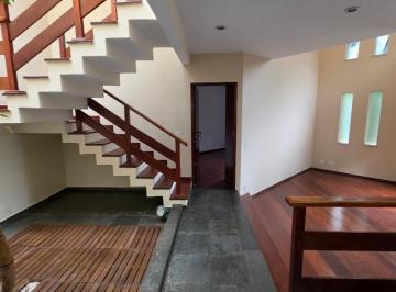 8d336ba7-195f-418c-abf5-ce1c10fc84dc · Casa para locação em Jardim da Saúde com 3 quartos, sendo 3 suítes, 235m²
