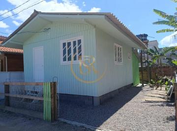 Casa Para Alugar com 1 quartos no bairro Alto Perequê, em Porto Belo · Casa Para Alugar com 1 quartos no bairro Alto Perequê, em Porto Belo