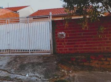 Casa · 160m² · 2 Quartos · 2 Vagas · Oportunidade em São Pedro Casa com 2 dormitórios e 2 garagens