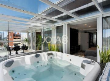 Apartamento · 240m² · 3 Quartos · 4 Vagas · COBERTURA NO BATEL COM 3 SUÍTES