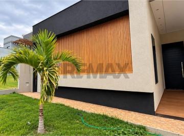 Casa · 212m² · 4 Quartos · 4 Vagas · Casa de Condomínio para venda em Vila Do Golf de 212.00m² com 4 Quartos, 3 Suites e 4 Garagens